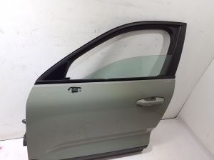 VOLVO XC40 (2017–2026) Priekšējās durvis 32399004 - 5