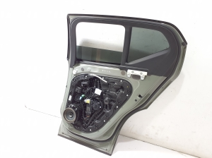 VOLVO XC40 (2017–2026) Rear side doors 32399015 - 7