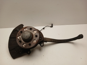 Front wheel hub - A2203302520