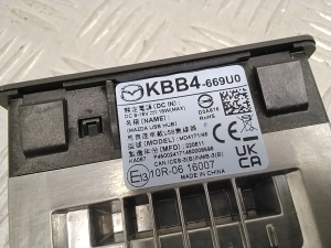 Mazda cx-60 I (2022–2026) USB port KBB4669U0 - 3