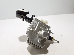 VOLVO XC40 (2017–2026) Brake booster 32373710 - 2