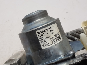 VOLVO XC40 (2017–2026) Brake booster 32373710 - 4