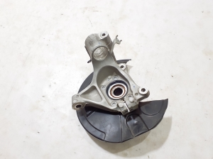 Front wheel hub - 32246335