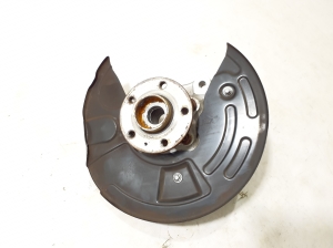 VOLVO XC40 (2017–2026) Front wheel hub 32246335 - 2