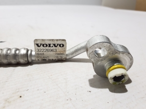 VOLVO XC40 (2017–2026) Klimaleitung 32226963 - 2
