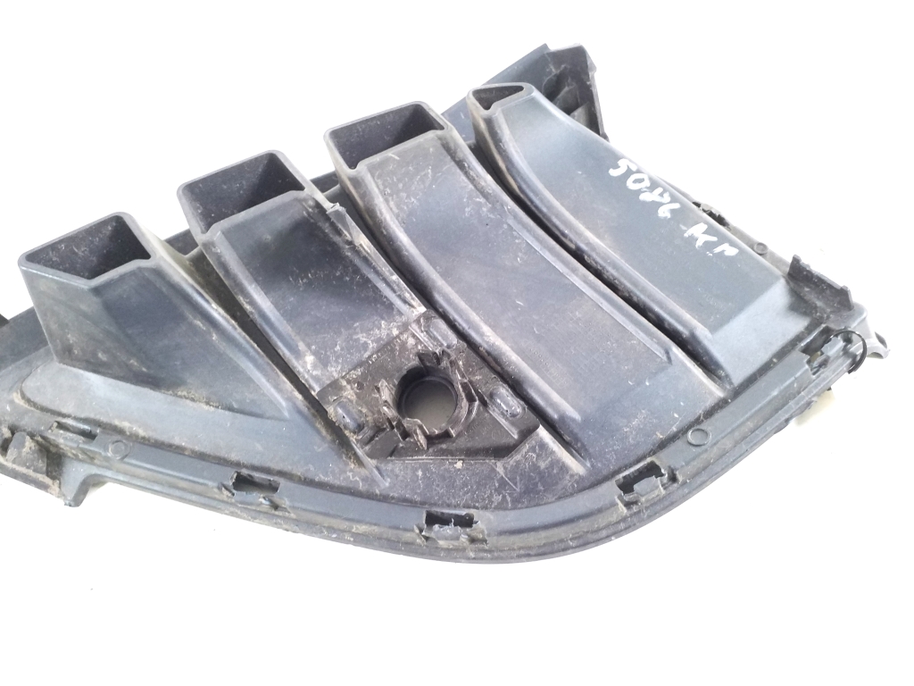 Volkswagen ID.4 I (2020–2026) Front bumper lower grille 11A807819 Volkswagen ID.4 I (2020–2026) Front bumper lower grille 11A807819