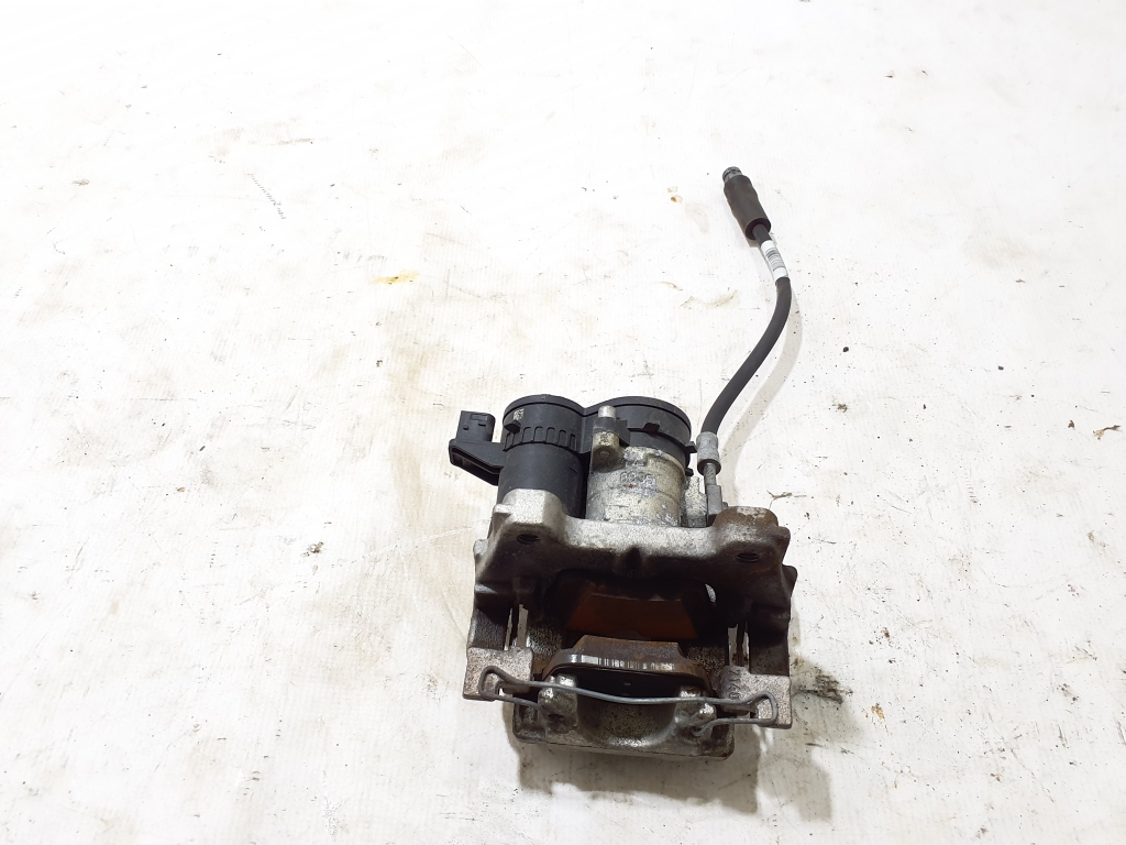 VOLVO XC40 (2017–2026) Tagumine pidurisadul 36012914 VOLVO XC40 (2017–2026) Tagumine pidurisadul 36012914