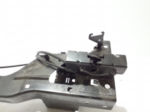 VOLVO XC40 (2017–2026) Schlossträger und seine Teile (Frontmaske) 32234565 - 4