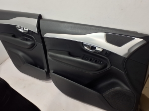 VOLVO XC90 (2015–2024) Salons un tā detaļas - 2