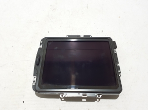 VOLVO XC40 (2017–2026) Screen 32316630 - 4