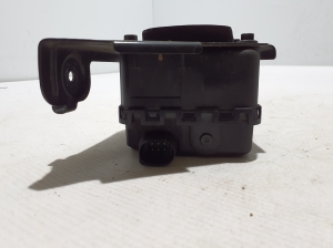 VOLVO XC40 (2017–2026) Speaker 32344779 - 3