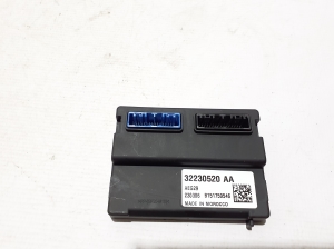 VOLVO XC40 (2017–2026) Control unit 32230520 - 3