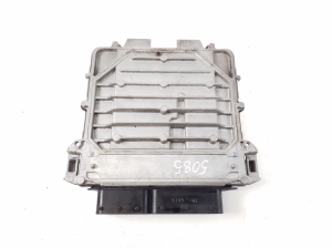 Mercedes Benz C-Class 205 (2014–2021) Engine control unit A2649000700 - 3