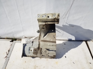 Volkswagen ID.4 I (2020–2026) Front outrigger - 2