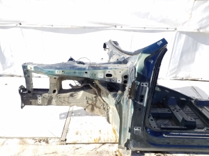 AUDI e-tron SUV (2018–2026) Front quarter panel - 2