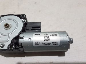 VOLVO XC40 (2017–2026) Schiebedachmotor 31462496 - 2