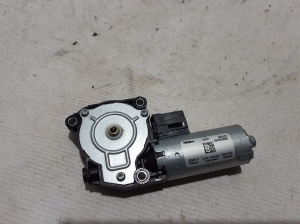 VOLVO XC40 (2017–2026) Schiebedachmotor 31462496 - 3