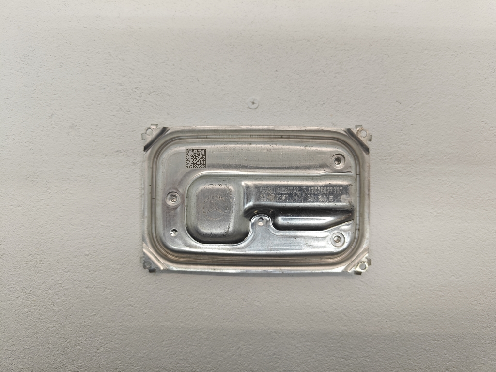 Mercedes Benz GLC-Class 253 (2015–2019) Gaismu vadības modulis A2139002834 Mercedes Benz GLC-Class 253 (2015–2019) Gaismu vadības modulis A2139002834