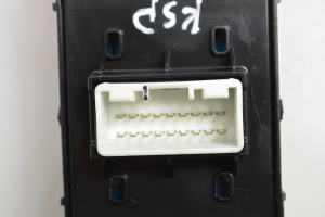 Front door glass switch - 93570F1800