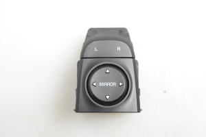 Mirror control switch - 93530D9100