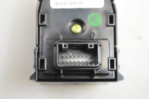 Kia Sportage (2016–2021) Mirror control switch 93530D9100 - 5