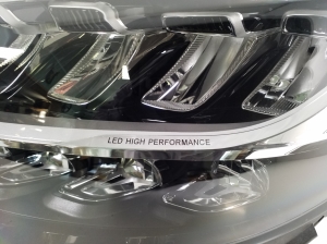 Mercedes Benz C-Class 205 (2014–2021) Scheinwerfer vorne A2059067905 - 4
