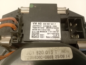Volkswagen Passat B7 (2010–2014) Salongi puhuri mootor 3C1820015T - 2