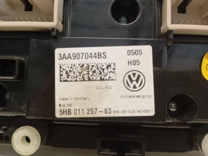 Volkswagen Passat B7 (2010–2014) Heater control panel 3AA907044BS - 4
