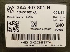Volkswagen Passat B7 (2010–2014) Electric parking brake control module 3AA907801H - 4