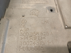 Volkswagen Passat B7 (2010–2014) Stūres statņa apdare 3C0858625A - 4