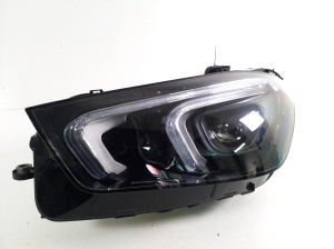 Mercedes Benz GLE-Class 167 (2019–2026) Esituli A1679069504 - 8