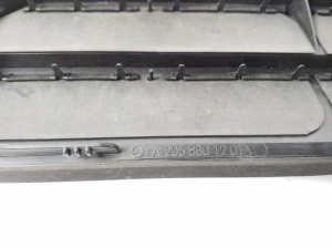 Mercedes Benz C-Class 205 (2014–2021) Tagumise poritiiva ventilatsioonivõre A2058301201 - 2