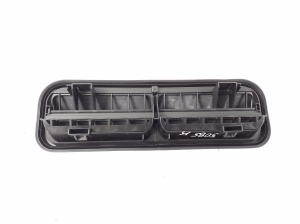 Mercedes Benz C-Class 205 (2014–2021) Tagumise poritiiva ventilatsioonivõre A2058301201 - 3