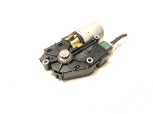 Infiniti FX (2008–2013) Schiebedachmotor B9500897 - 5
