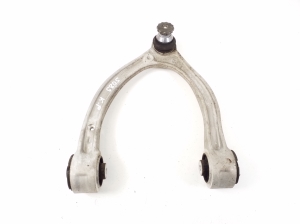 Mercedes Benz C-Class 205 (2014–2021) Eesmine õõtshoob A2053305501 - 4