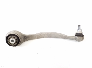 Mercedes Benz C-Class 205 (2014–2021) Eesmine õõtshoob A2053301305 - 2