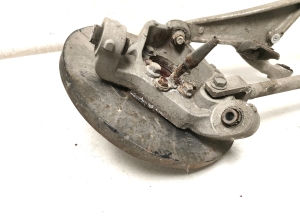 Infiniti FX (2008–2013) Rear wheel hub - 4