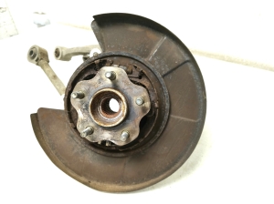 Infiniti FX (2008–2013) Rear wheel hub - 7