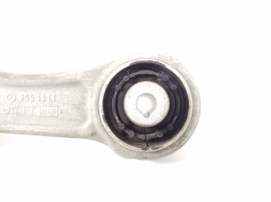 Mercedes Benz C-Class 205 (2014–2021) Eesmine õõtshoob A2053306510 - 3