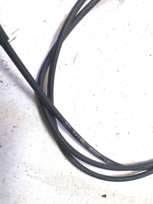 Kia Sorento (2002–2009) Seilzug Motorhaube 811903E001 - 2