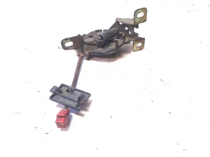Volkswagen Transporter T4 (1990–2003) Hood latch - 2