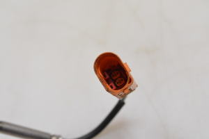 AUDI Q7 (2006–2015) Exhaust gas temperature sensor 059906088K - 3