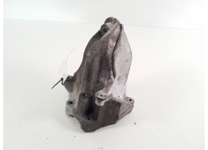Motorhalter - A6512234204