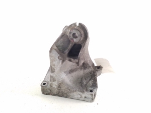 Mercedes Benz E-Class W212 (2009–2015) Engine bracket A6512234204 - 2