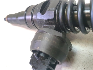 Volkswagen Golf Plus Mk5 (2004–2008) Injektor Einspritzdüse 038130073AG - 2