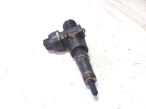 Volkswagen Golf Plus Mk5 (2004–2008) Injektor Einspritzdüse 038130073AG - 4