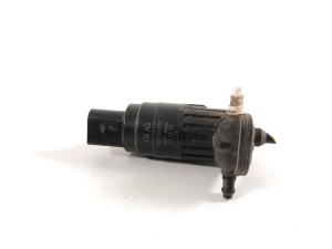 Volkswagen ID.4 I (2020–2026) Front windshield washer pump 1K6955651 - 3