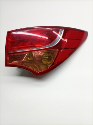 Hyundai Santa Fe (2012–2018) Eckleuchte hinten 924022W0 - 3