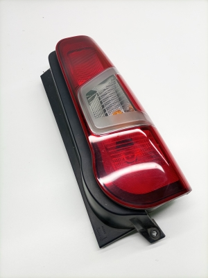 Opel Combo E (2018–2026) Tagumine nurgatuli 9820554880 - 3