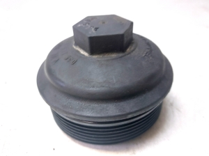 Õlifiltri korpuse pistik - 045115433B